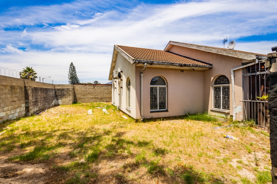 3 Bedroom Property for Sale in Summerville Western Cape
